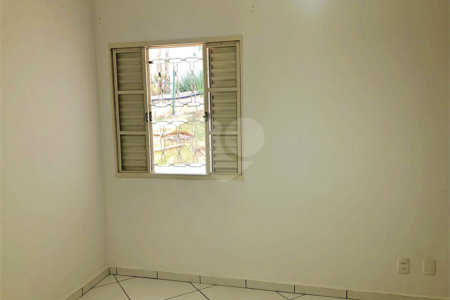 Casa à venda com 4 quartos, sendo 2 suítes, no condomínio Estância Marambaia, Vinhedo - SP