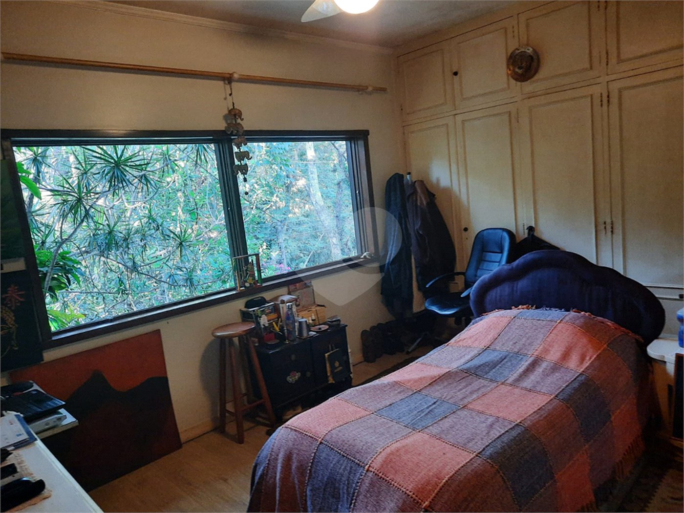 Sobrado à venda com 5 quartos, sendo 3 suítes, em Jardim Marajoara, São Paulo, SP