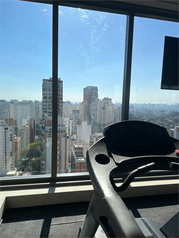 Apartamento à venda com 1 quarto em Moema, São Paulo, SP