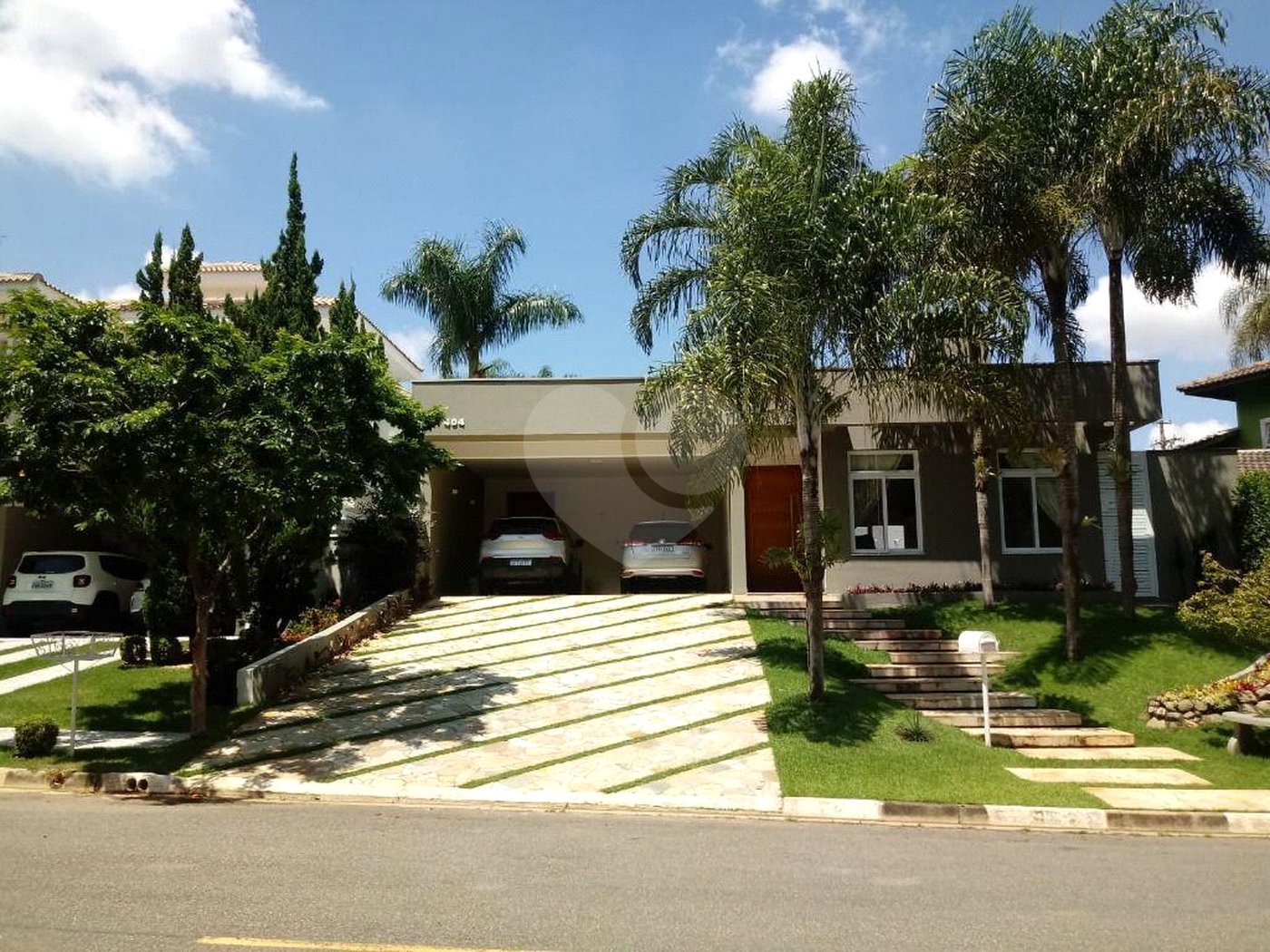 Casa à venda com 3 quartos, sendo 1 suíte, no condomínio Bosque de Grevilea, Vinhedo - SP