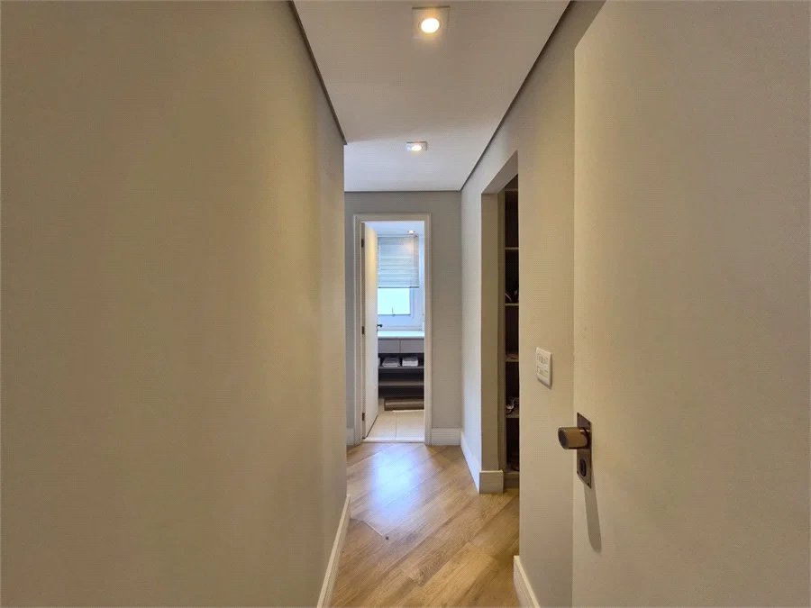 Apartamento à venda com 2 quartos, sendo 1 suíte, em Vila Andrade, São Paulo, SP