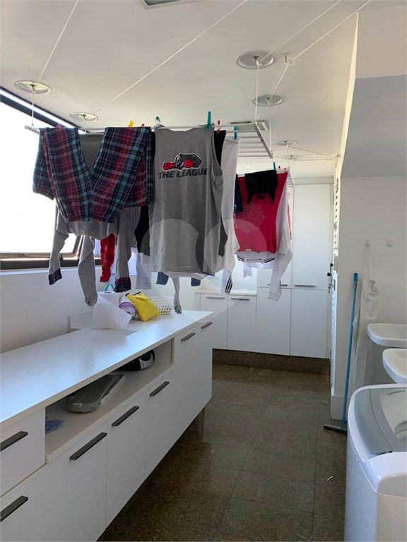 Apartamento à venda com 4 suítes em Vila Suzana, São Paulo, SP