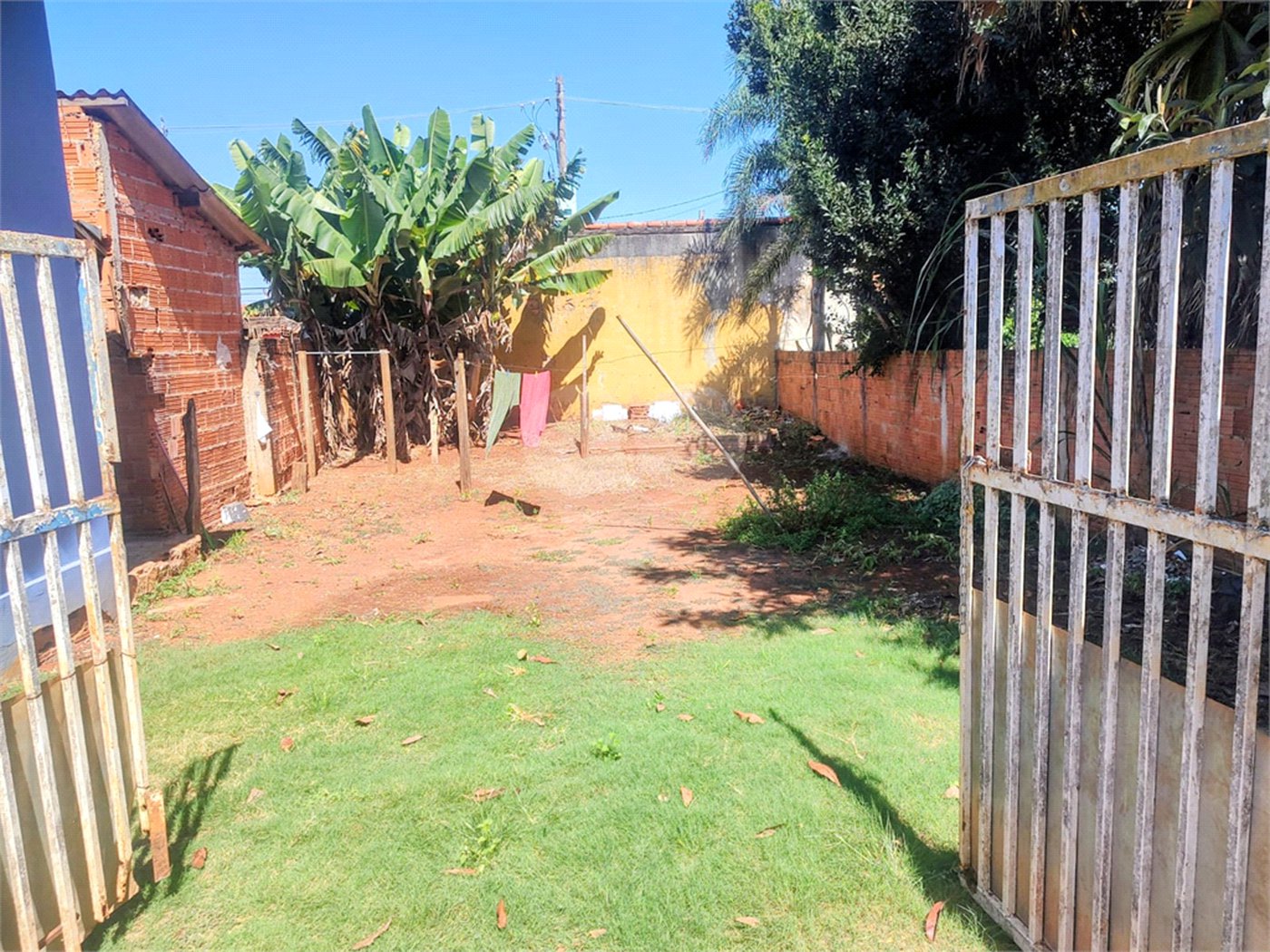 Casa à venda com 3 quartos, sendo 1 suíte, em Tupy, Itapetininga, SP