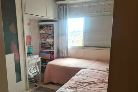 Apartamento à venda com 3 quartos, sendo 1 suíte,  em Vila Gustavo, São Paulo, SP