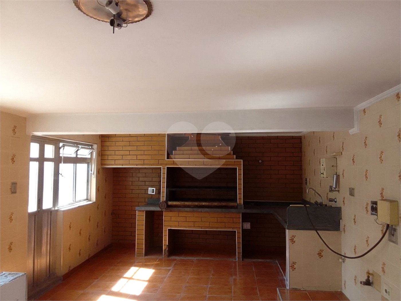 Casa à venda com 2 quartos, sendo 1 suíte, em Parada Inglesa, São Paulo, SP