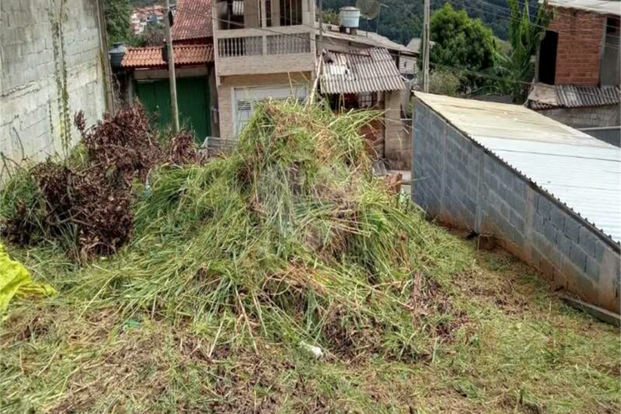 Terreno à venda em Barreiro, Mairiporã, SP