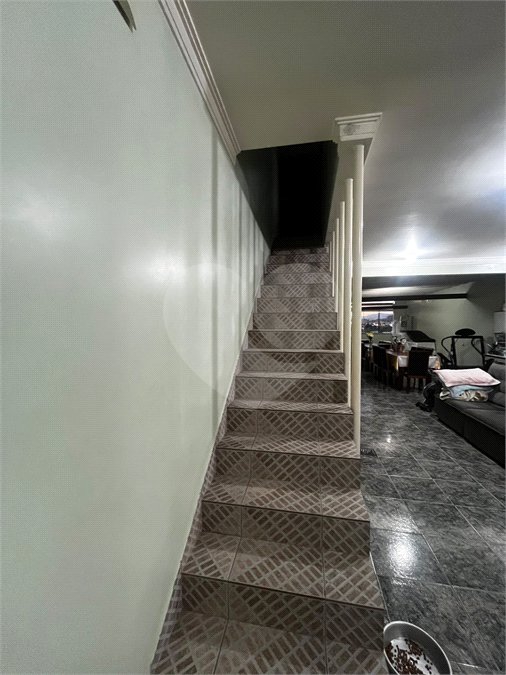 Sobrado à venda com 5 quartos, sendo 3 suítes, em Jardim Jaraguá (são Domingos), São Paulo, SP
