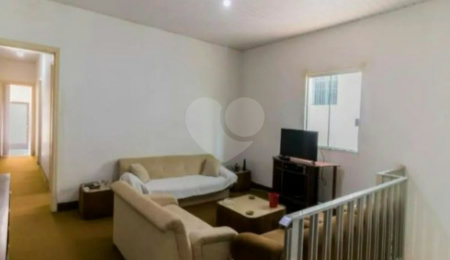 Casa à venda com 4 quartos, sendo 1 suíte,  em Cangaíba, São Paulo, SP