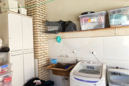 Sobrado à venda com 3 quartos, sendo 1 suíte, em Jardim Nossa Senhora do Carmo, São Paulo, SP