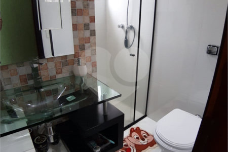 Sobrado à venda com 3 quartos em Parque Casa de Pedra, São Paulo, SP