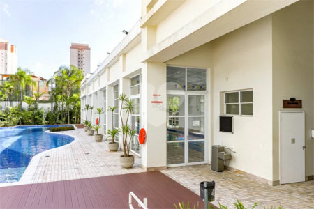 Apartamento à venda com 3 suítes em Rio Pequeno, São Paulo, SP