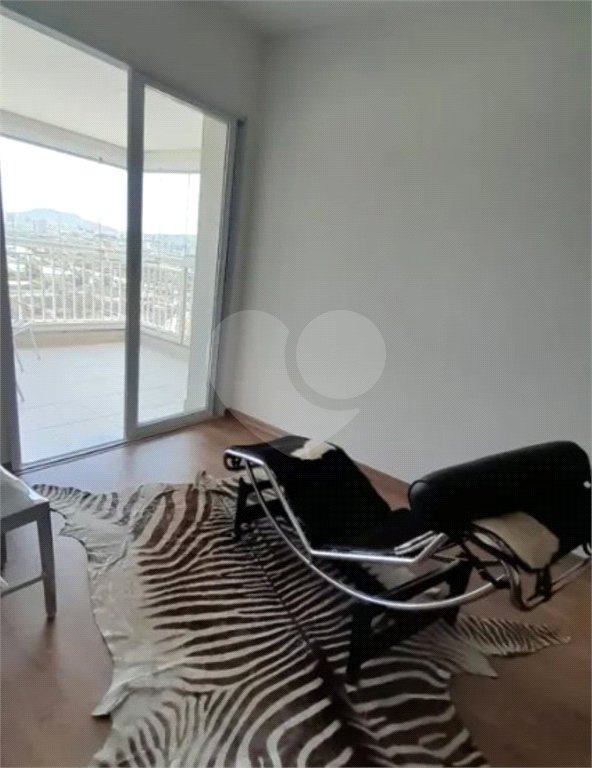 Apartamento à venda com 2 quartos, sendo 1 suíte, em Barra Funda, São Paulo, SP