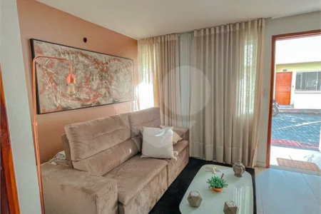 Casa à venda com 4 quartos, sendo 1 suíte, no condomínio Imperial Santa Cruz, Rio de Janeiro - RJ