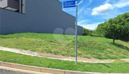 Terreno à venda com 1 suíte em Pinheirinho, Vinhedo, SP