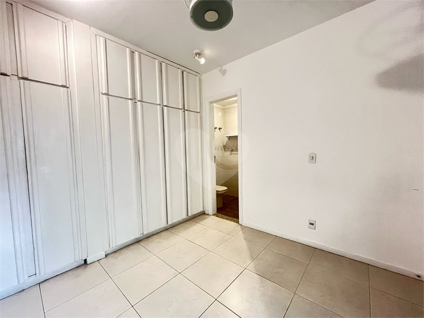 Apartamento para alugar com 3 suítes em Chácara Santo Antônio, São Paulo, SP
