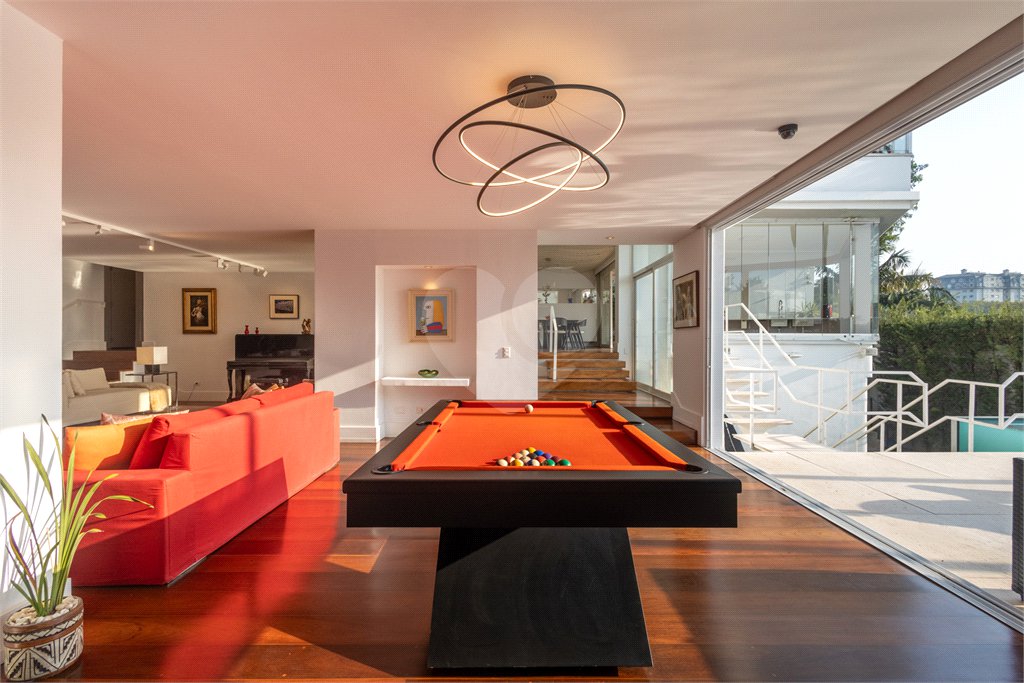 Casa à venda com 4 suítes em Jardim Guedala, São Paulo, SP