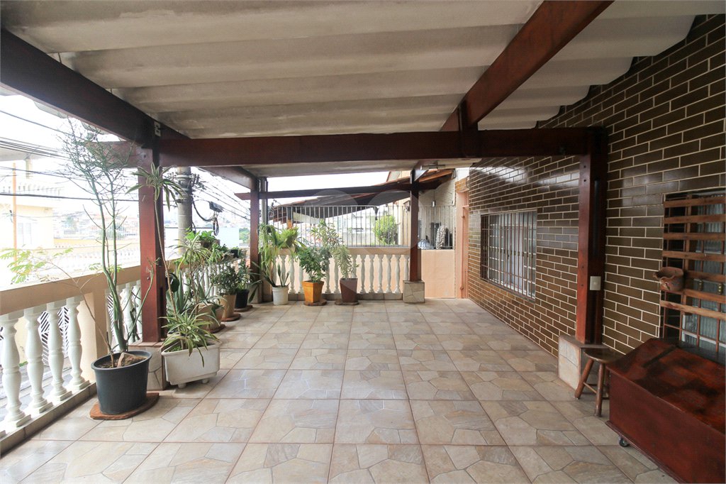 Sobrado à venda com 5 quartos, sendo 4 suítes, em Imirim, São Paulo, SP