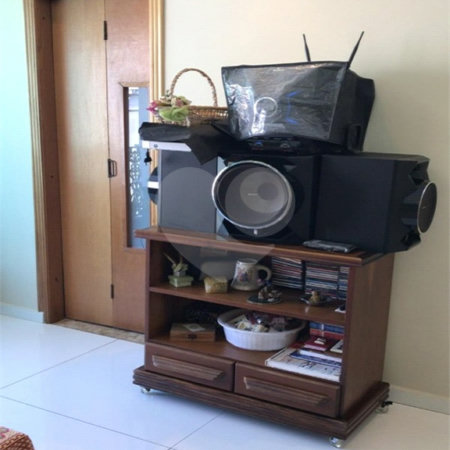 Apartamento à venda com 2 quartos, sendo 1 suíte,  em Itararé, São Vicente, SP
