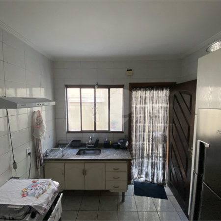 Sobrado à venda com 4 quartos, sendo 1 suíte, em Vila Macedópolis, São Paulo, SP