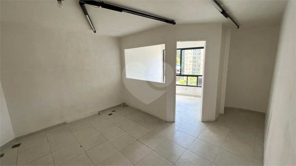 Sala à venda em Jardim Caboré, São Paulo, SP