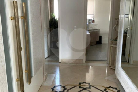 Apartamento à venda com 3 suítes em Santana, São Paulo, SP