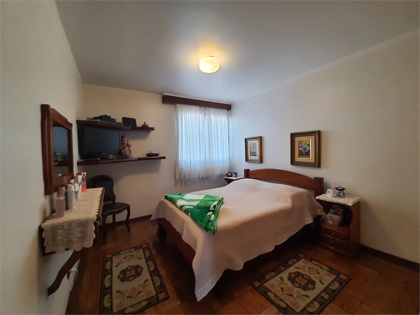 Sobrado à venda com 3 quartos, sendo 1 suíte,  em Jardim Rizzo, São Paulo, SP