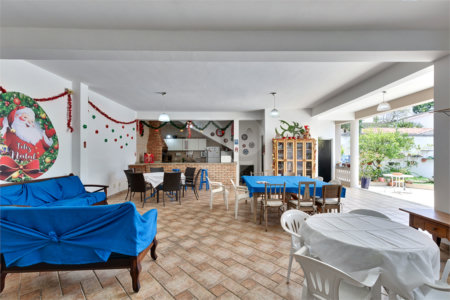 Casa à venda com 5 quartos, sendo 4 suítes, em Alto da Boa Vista, São Paulo, SP