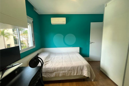 Apartamento à venda com 3 quartos, sendo 2 suítes, em Vila Mariana, São Paulo, SP