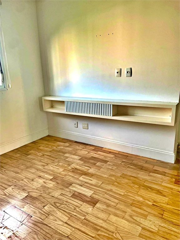Apartamento à venda com 3 suítes em Jardim Ampliação, São Paulo, SP
