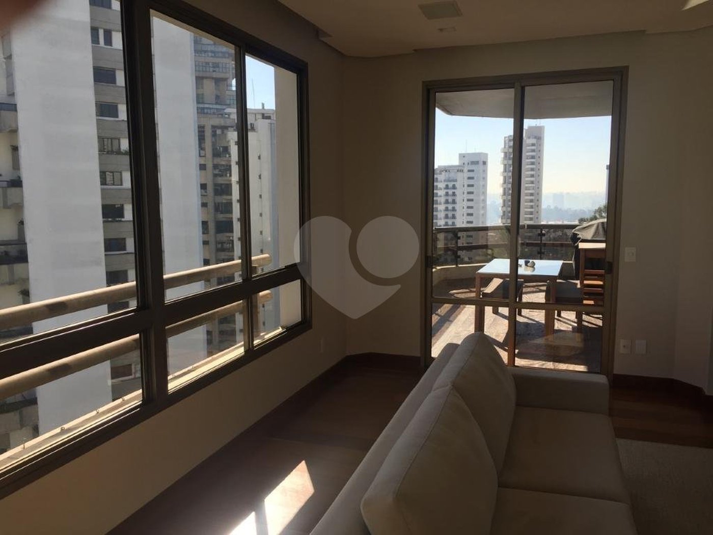 Apartamento à venda ou para alugar com 4 suítes em Morumbi, São Paulo, SP