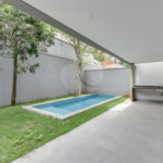 Casa à venda com 4 suítes no condomínio Venezia, São Paulo - SP