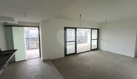 Apartamento à venda com 3 suítes em Vila Firmiano Pinto, São Paulo, SP