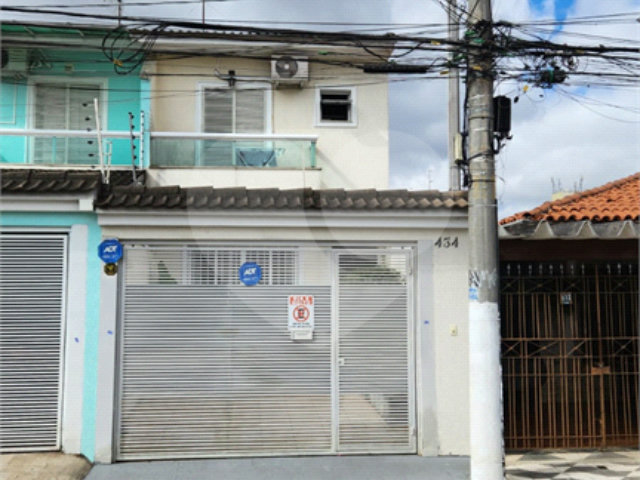 Sobrado à venda com 3 quartos, sendo 2 suítes,  em Vila Gustavo, São Paulo, SP