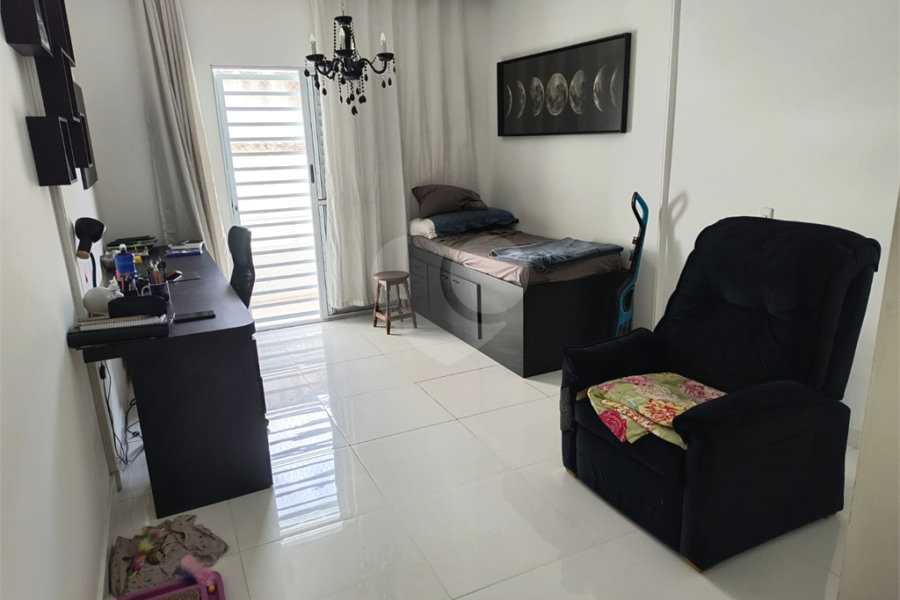 Sobrado à venda com 3 suítes em Vila Guilherme, São Paulo, SP
