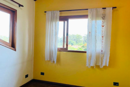 Sobrado à venda com 4 quartos, sendo 3 suítes, em Interlagos, São Paulo, SP