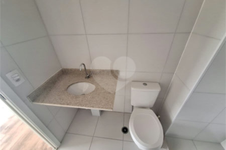 Apartamento à venda com 2 quartos, sendo 1 suíte,  em Vila Esperança, São Paulo, SP