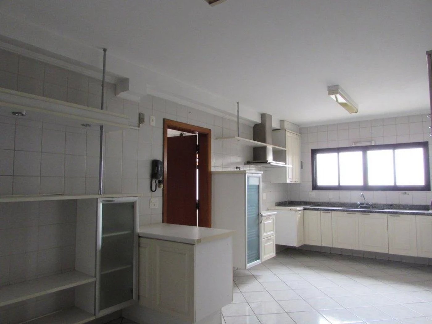 Apartamento à venda com 3 suítes em Bela Aliança, São Paulo, SP