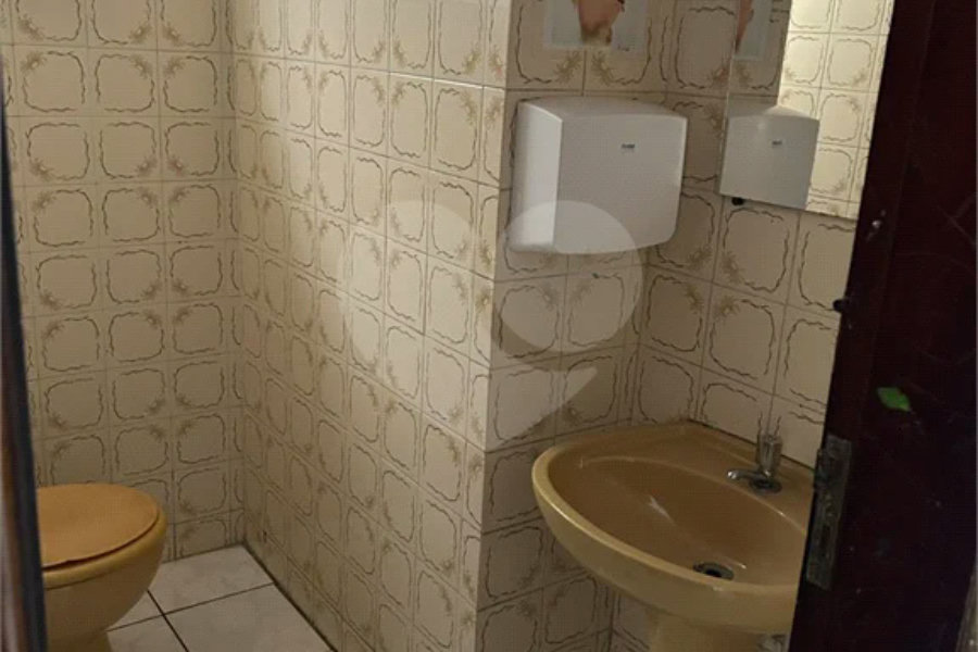 Excelente sobrado para comércio ou residência na Vila Santa Catarina