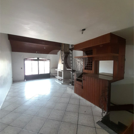 Casa para alugar com 4 quartos, sendo 3 suítes, em Alvinópolis, Atibaia, SP
