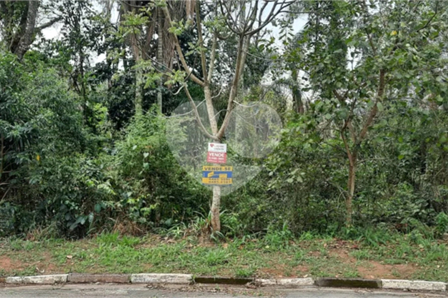 Terreno à venda no condomínio Sausalito, Mairiporã - SP