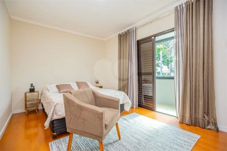 Casa à venda com 5 quartos, sendo 1 suíte,  em Chácara Inglesa, São Paulo, SP