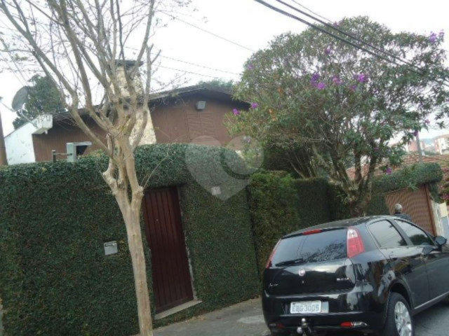 Sobrado à venda com 4 quartos, sendo 1 suíte,  em Mandaqui, São Paulo, SP