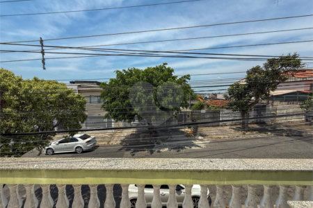 Sobrado à venda com 3 quartos, sendo 1 suíte, em Cidade Líder, São Paulo, SP