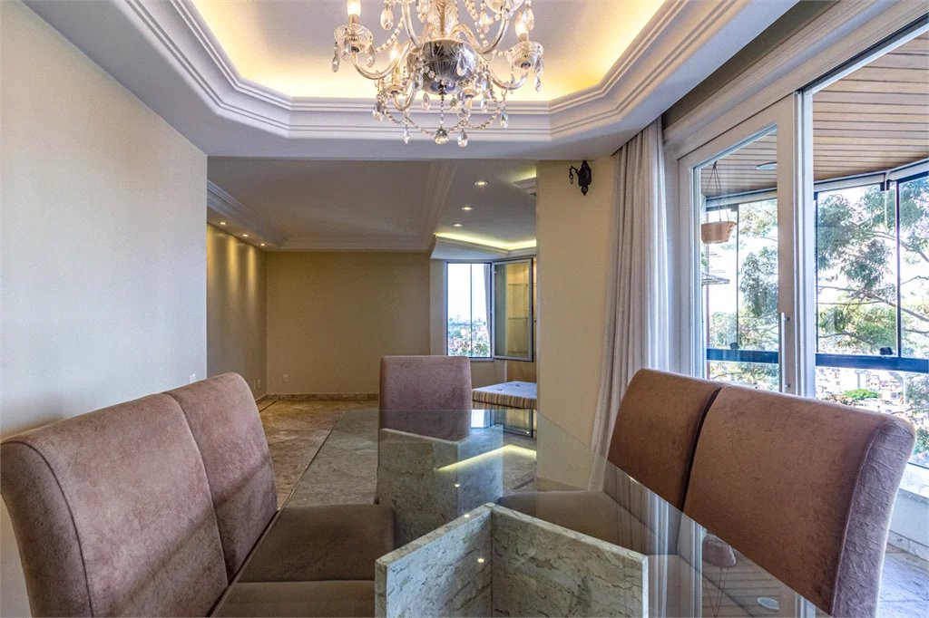 Apartamento à venda com 3 quartos, sendo 2 suítes,  em Vila Andrade, São Paulo, SP