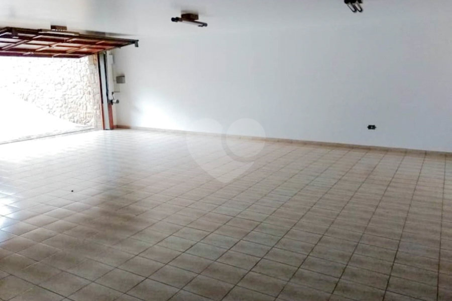 Sobrado à venda com 3 quartos, sendo 1 suíte, em Mooca, São Paulo, SP