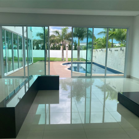Casa à venda ou para alugar com 4 suítes no condomínio Saint Patrick, Sorocaba - SP