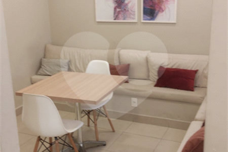 Apartamento à venda com 2 quartos em Vila Penteado, São Paulo, SP