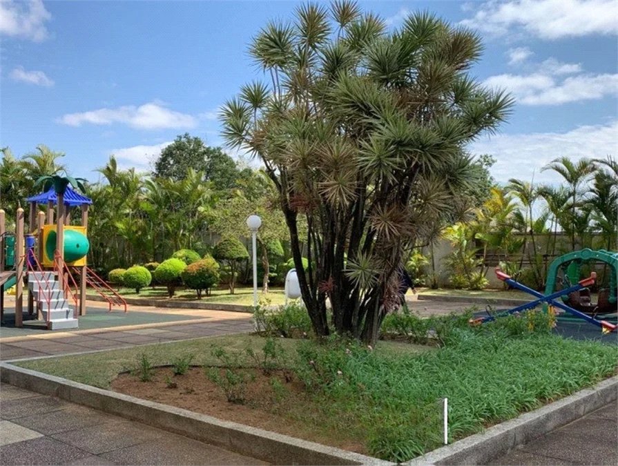 Cobertura para alugar com 4 quartos, sendo 3 suítes, em Vila Morse, São Paulo, SP