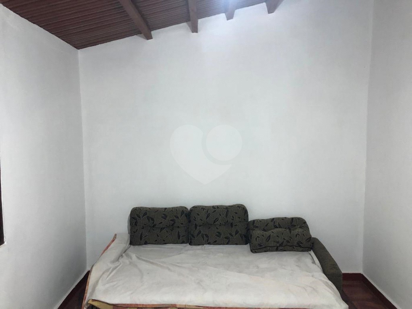 Sobrado à venda com 3 quartos em Serra da Cantareira, Mairiporã, SP