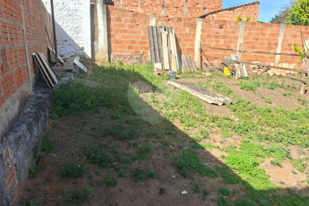 Terreno à venda no Centro, Alambari, SP